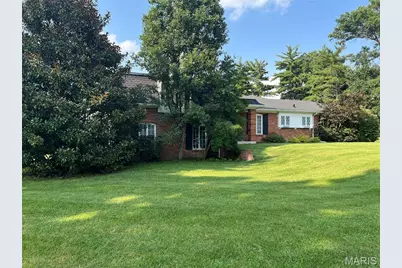 11631 Fallbrook Drive, Town and Country, MO 63131 - Photo 2