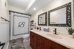 11631 Fallbrook Dr, Town and Country, MO 63131 - Photo 36