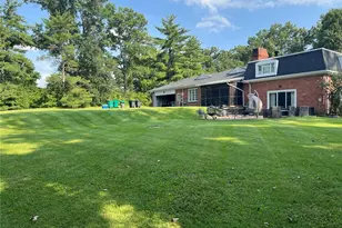 11631 Fallbrook Dr, Town and Country, MO 63131 - Photo 4