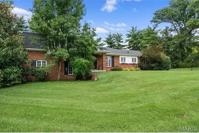 11631 Fallbrook Drive, Town and Country, MO 63131 - Photo 2