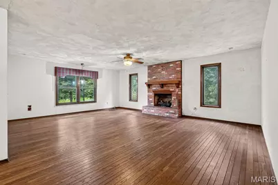 860 Schluersburg Road, Augusta, MO 63332 - Photo 8