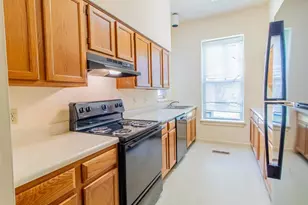 912 Russell Blvd, Saint Louis, MO 63104 - Photo 6