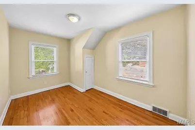 1039-1041 Midland Boulevard, University City, MO 63130 - Photo 16