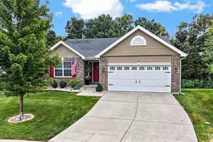 42 Underlay Ct, Wentzville, MO 63385 - Photo 2