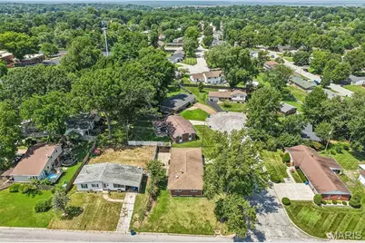 1 Elmwood Court, Saint Charles, MO 63301 - Photo 46