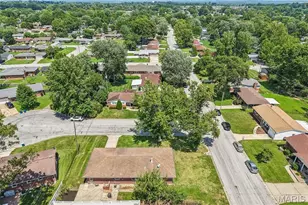 1 Elmwood Ct, Saint Charles, MO 63301 - Photo 44