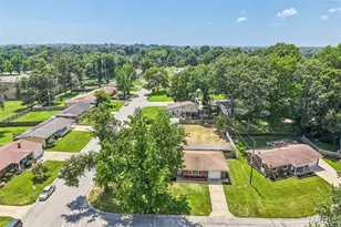 1 Elmwood Ct, Saint Charles, MO 63301 - Photo 40