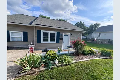 3015 Marsh Avenue, Hannibal, MO 63401 - Photo 1