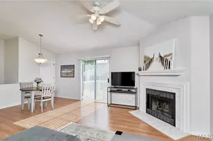 9045 N Swan Cir, Brentwood, MO 63144 - Photo 18