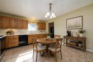 2296 Delaware Dr, Saint Charles, MO 63303 - Photo 8