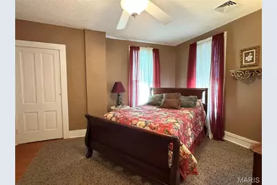 906 Georgia Street, Louisiana, MO 63353 - Photo 46