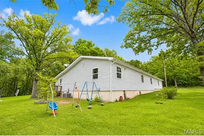 247 E Highway 8, Shelbyville, MO 65565 - Photo 32