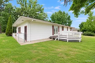 403 Cox Dr, Cuba, MO 65453 - Photo 2