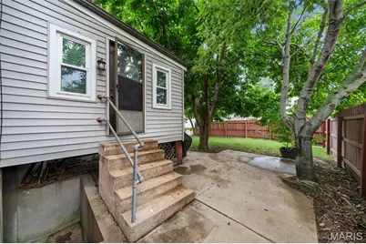 5301 Sunshine Drive, Saint Louis, MO 63109 - Photo 30