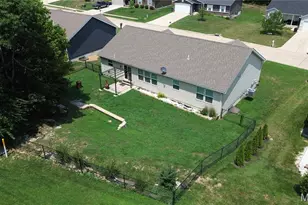 1023 Wrigley Cir, Warrenton, MO 63383 - Photo 34