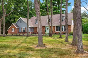 4 Chantilly Ct, Lake Saint Louis, MO 63367 - Photo 1