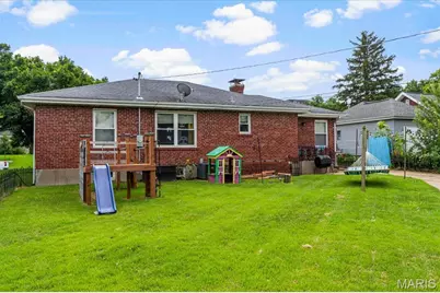3913 Cordes Drive, Saint Louis, MO 63125 - Photo 8