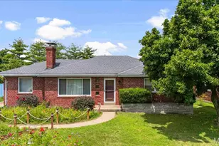 3913 Cordes Dr, Saint Louis, MO 63125 - Photo 1