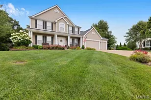 16 Golden Maples Ct, Lake Saint Louis, MO 63367 - Photo 4
