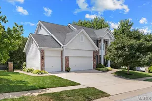 268 Magnolia Trace Dr, Ballwin, MO 63021 - Photo 2