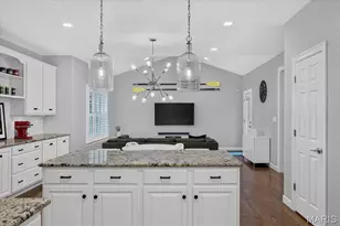 587 Eagle Manor Ln, Saint Louis, MO 63017 - Photo 18