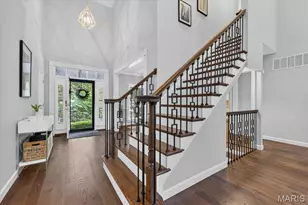 587 Eagle Manor Ln, Saint Louis, MO 63017 - Photo 6