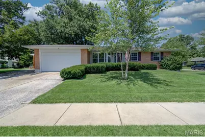 3403 Dekamay Drive, Saint Louis, MO 63125 - Photo 1