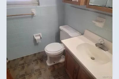 3825 Illinois Avenue, Saint Louis, MO 63118 - Photo 8