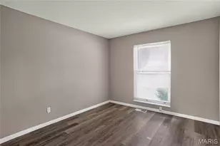 8428 Jacklin Ave, Hazelwood, MO 63042 - Photo 14