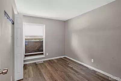 8428 Jacklin Avenue, Hazelwood, MO 63042 - Photo 22