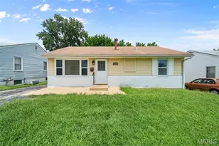 9715 Ridge Ave, Saint Louis, MO 63114 - Photo 1
