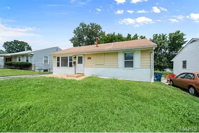 9715 Ridge Avenue, Saint Louis, MO 63114 - Photo 2