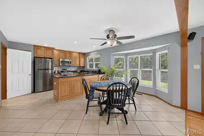 1122 Majestic Drive, Fenton, MO 63026 - Photo 4