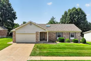 1122 Majestic Dr, Fenton, MO 63026 - Photo 38