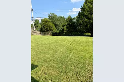 2550 Bonniebrook Drive, Maryland Heights, MO 63043 - Photo 6