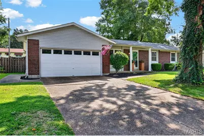 2812 Olde Gloucester Drive, Saint Charles, MO 63301 - Photo 2