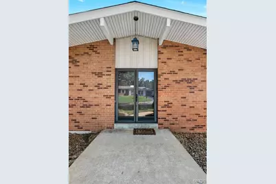 22 La Gorce Drive, Chesterfield, MO 63017 - Photo 10