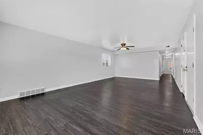 10017 Chardin Way #3, Saint Louis, MO 63128 - Photo 6