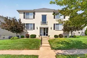 10017 Chardin Way, Saint Louis, MO 63128 - Photo 1