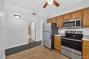 10017 Chardin Way, Saint Louis, MO 63128 - Photo 12