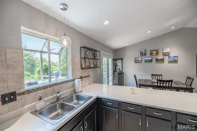 5929 Woodbrook Drive, Saint Louis, MO 63129 - Photo 4
