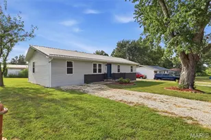 201 Greenwich Ave, Weldon Spring, MO 65026 - Photo 2