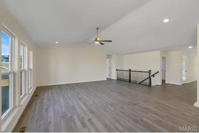 555 Edison Way, Wentzville, MO 63385 - Photo 12