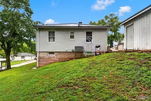 205 Locust St, New Haven, MO 63090 - Photo 2