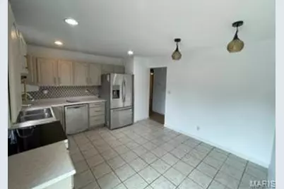 508 S Hawthorne Drive, Pacific, MO 63069 - Photo 12