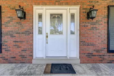 14 Lee Court, Saint Charles, MO 63301 - Photo 2