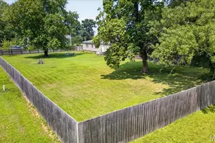 305 N 4th St, New Florence, MO 63363 - Photo 28