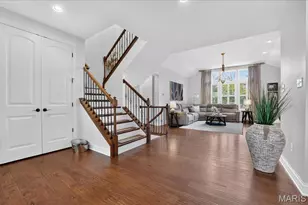 302 Oak Stand Ct, Chesterfield, MO 63005 - Photo 16