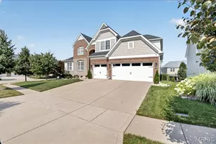 302 Oak Stand Ct, Chesterfield, MO 63005 - Photo 4