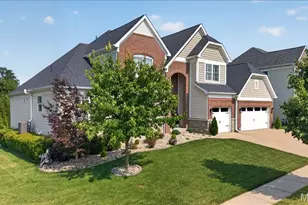 302 Oak Stand Ct, Chesterfield, MO 63005 - Photo 8
